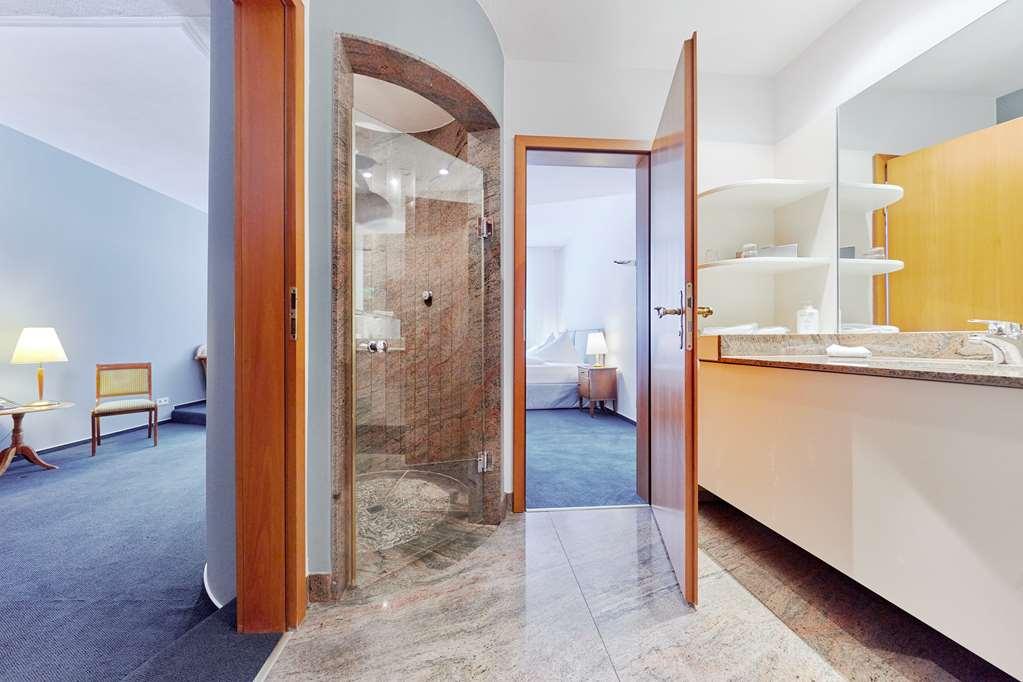 Hotel Zum Roten Baeren Freiburg Szoba fotó